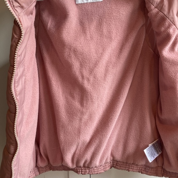 Old Navy puffer vest - Picture 3 of 4